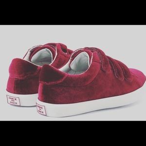 Janie & Jack Girls Burgandy Velvet Sneaker Sz 13